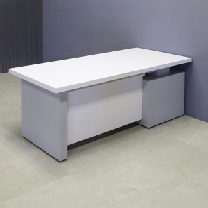 Avenue Straight Executive Desk With Laminate Top