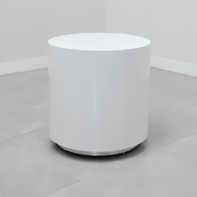 20-inch Norfolk Round Lobby Side Table in white gloss laminate top & side table, and brushed aluminum toe-kick.