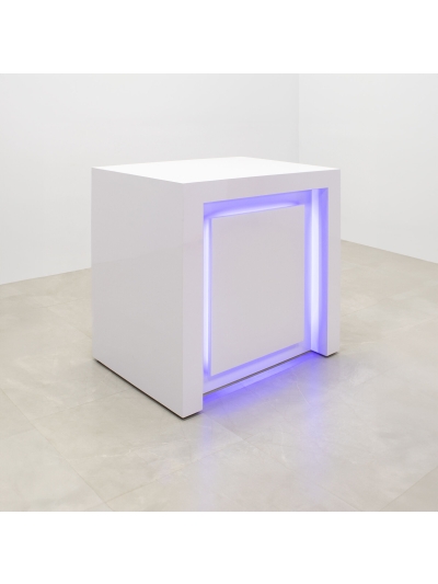 New York Retail Custom Reception Desk