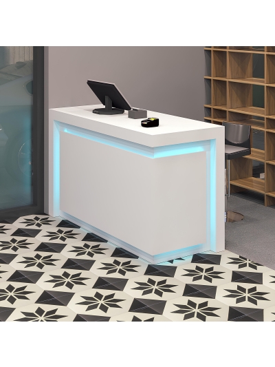 New York L-Shape Retail Custom Reception Desk