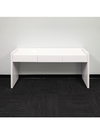 Avenue Console Table