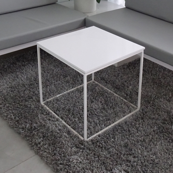 16-inch Aspen Square Side Lobby Table in 1/2