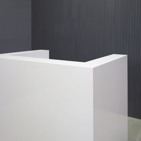 48-inch Dallas U-Shape Reception Desk in white gloss laminate desk and brushed aluminum toe-kick, with color changing LED.