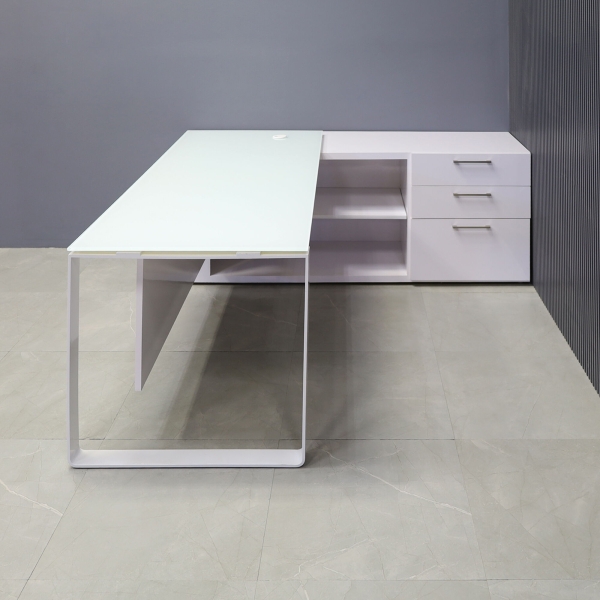 72-inch Aspen Executive Desk with Credenza with 1/2